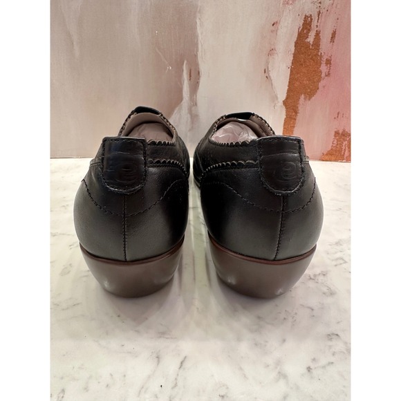 Easy Spirit Womens Duff Round Toe Slip-on Flats 9.5M Black Comfort Leather New - Picture 5 of 11